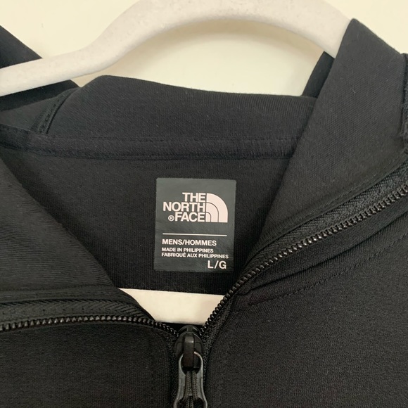 The North Face men’s black jacket - Picture 4 of 9